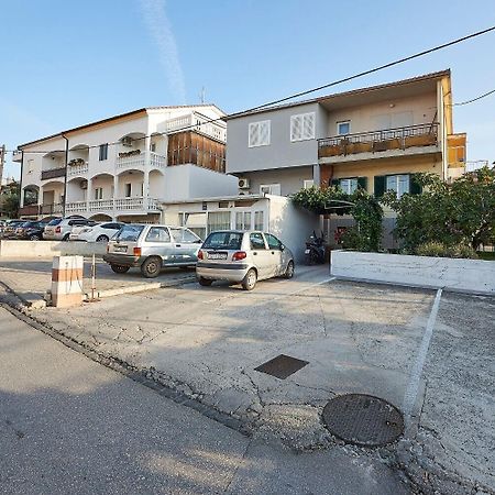 Apartment Ivanka トロギール エクステリア 写真